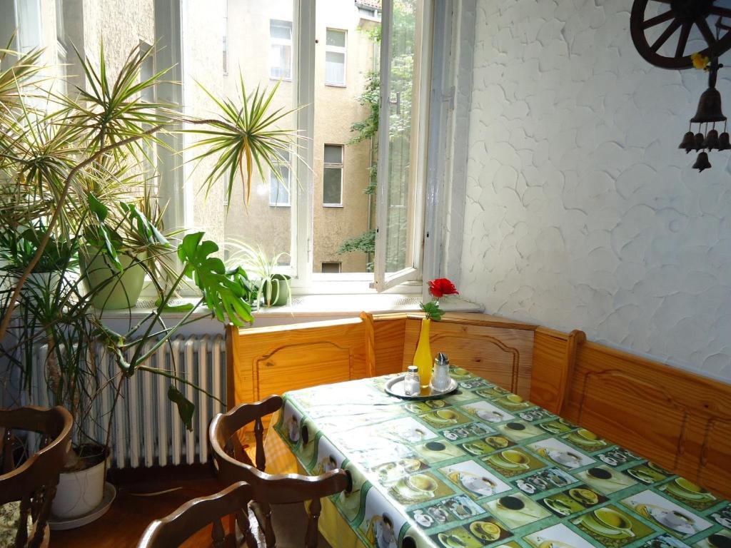 Hotel-Pension Insel Rugen Berlino Esterno foto