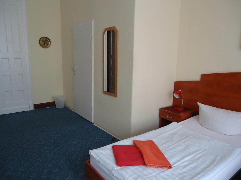 Hotel-Pension Insel Rugen Berlino Camera foto